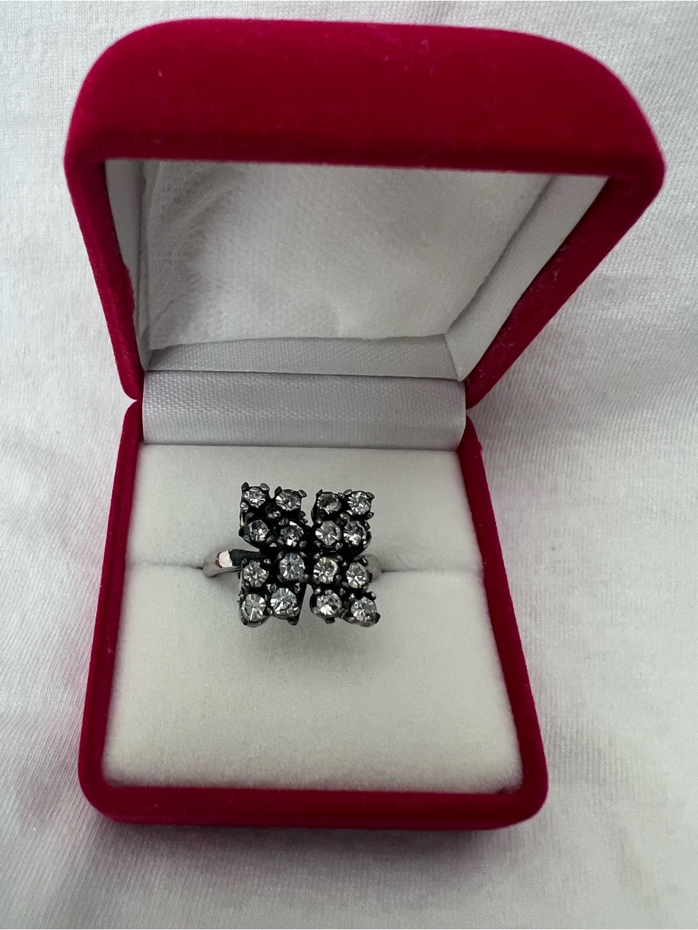 Women's Silver-Tone Crystal Cluster Ring - Sparkling Clear